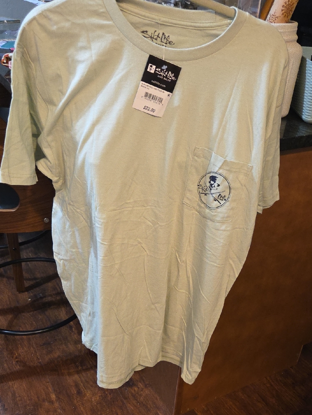 Salt Life Men’s Short Sleeve Pocket Tee in Sage Green